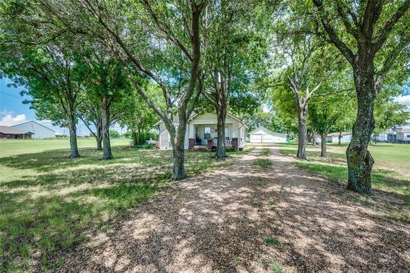 3304 N Highway 77, Waxahachie, TX 75165